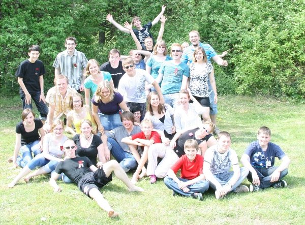Gruppenfoto Jugendtanz in Bergneustadt, 6.-8. Mai 2011, © Lion Squares Germany e. V.